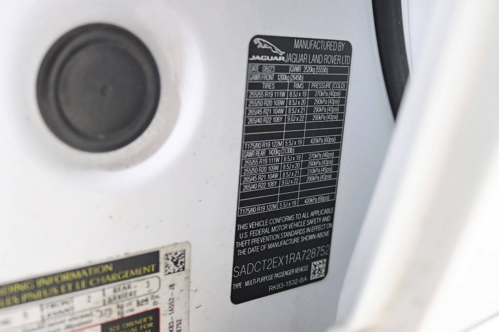 2024 JAGUAR F-PACE - Image 39