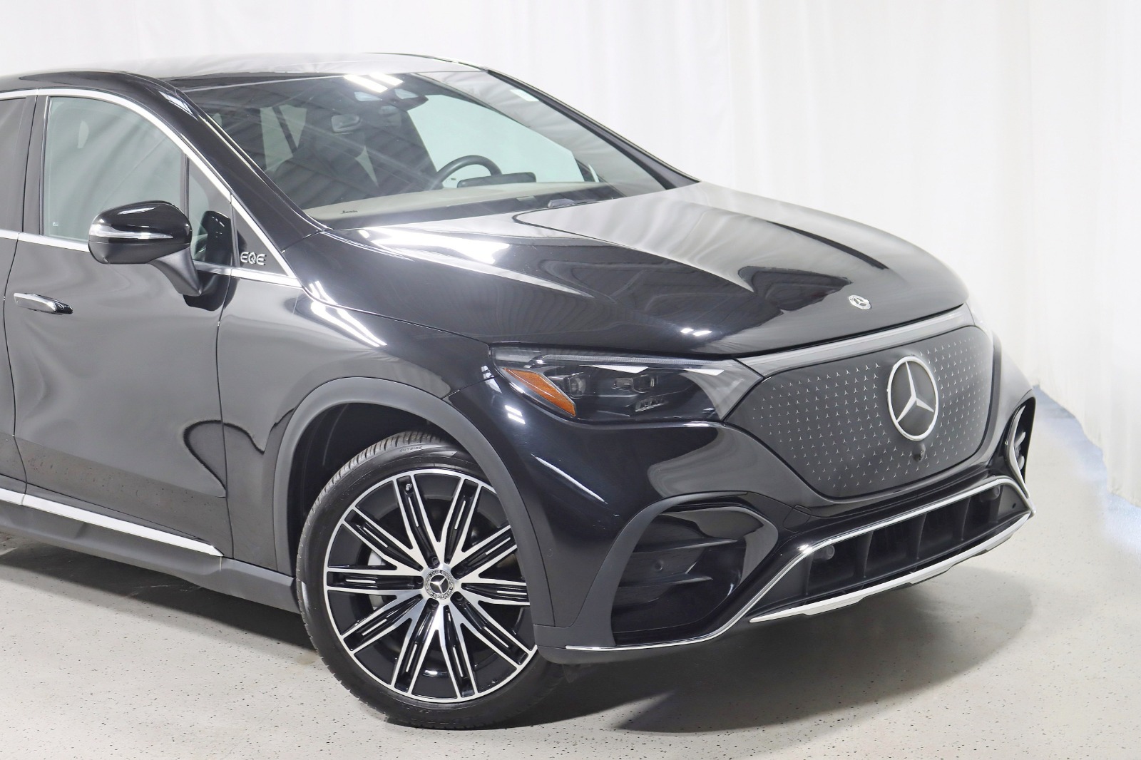 2024 MERCEDES-BENZ EQE-CLASS SUV - Image 3