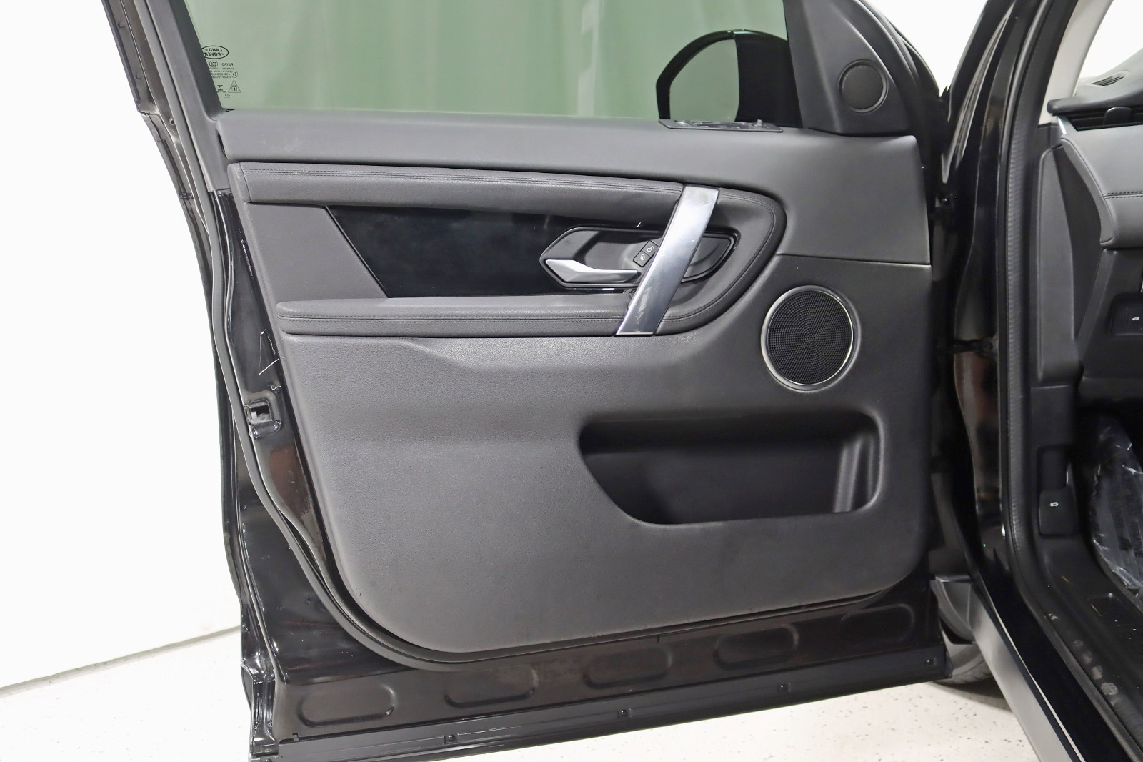 2020 LAND ROVER DISCOVERY SPORT - Image 29