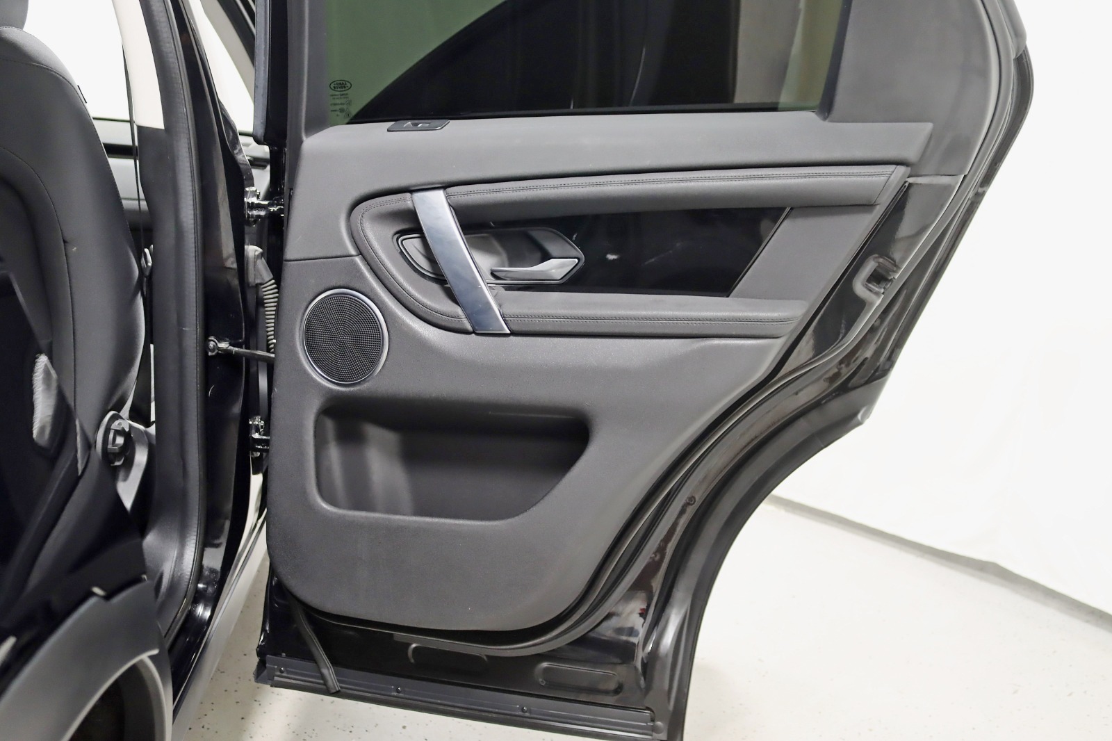 2020 LAND ROVER DISCOVERY SPORT - Image 32