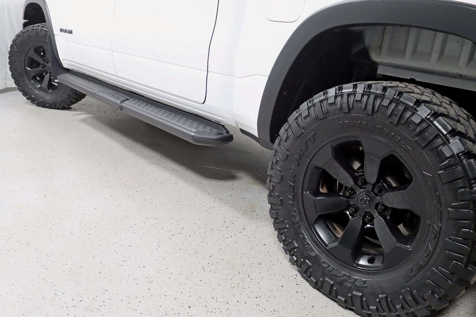 2021 RAM 1500 - Image 13