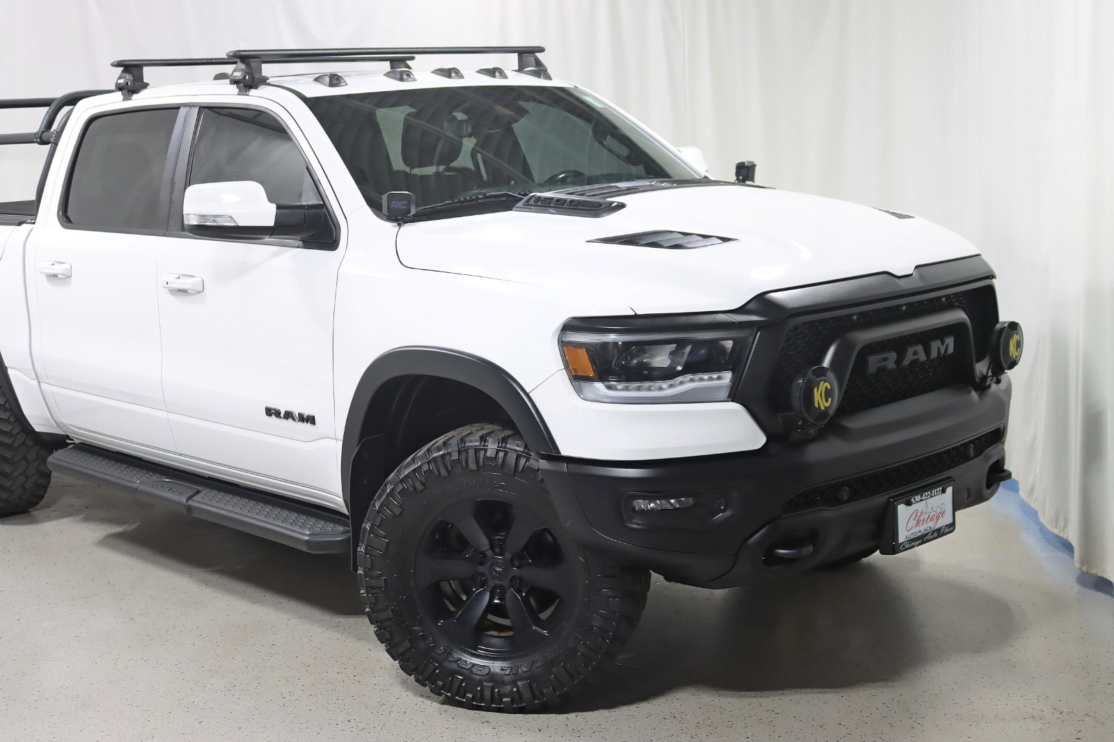 2021 RAM 1500 - Image 3