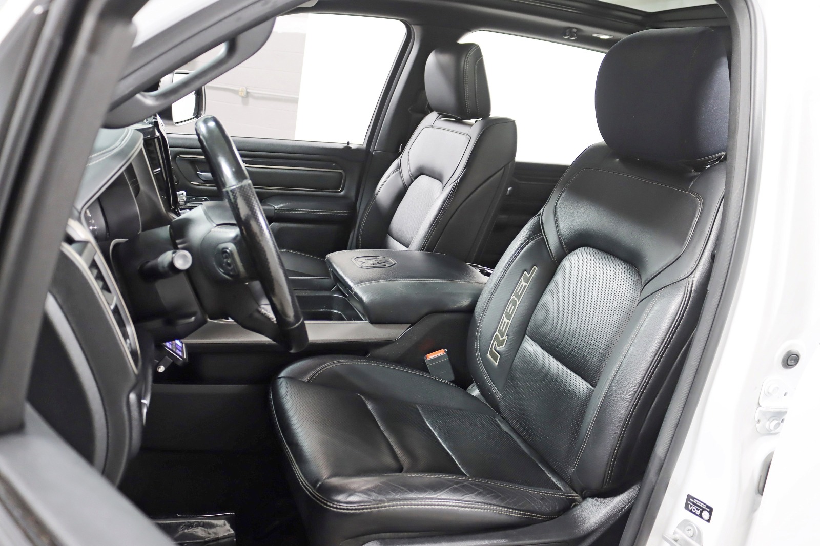 2021 RAM 1500 - Image 30