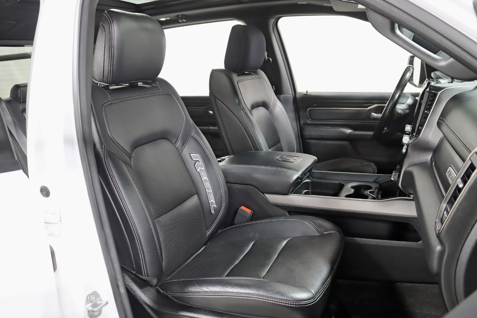 2021 RAM 1500 - Image 31