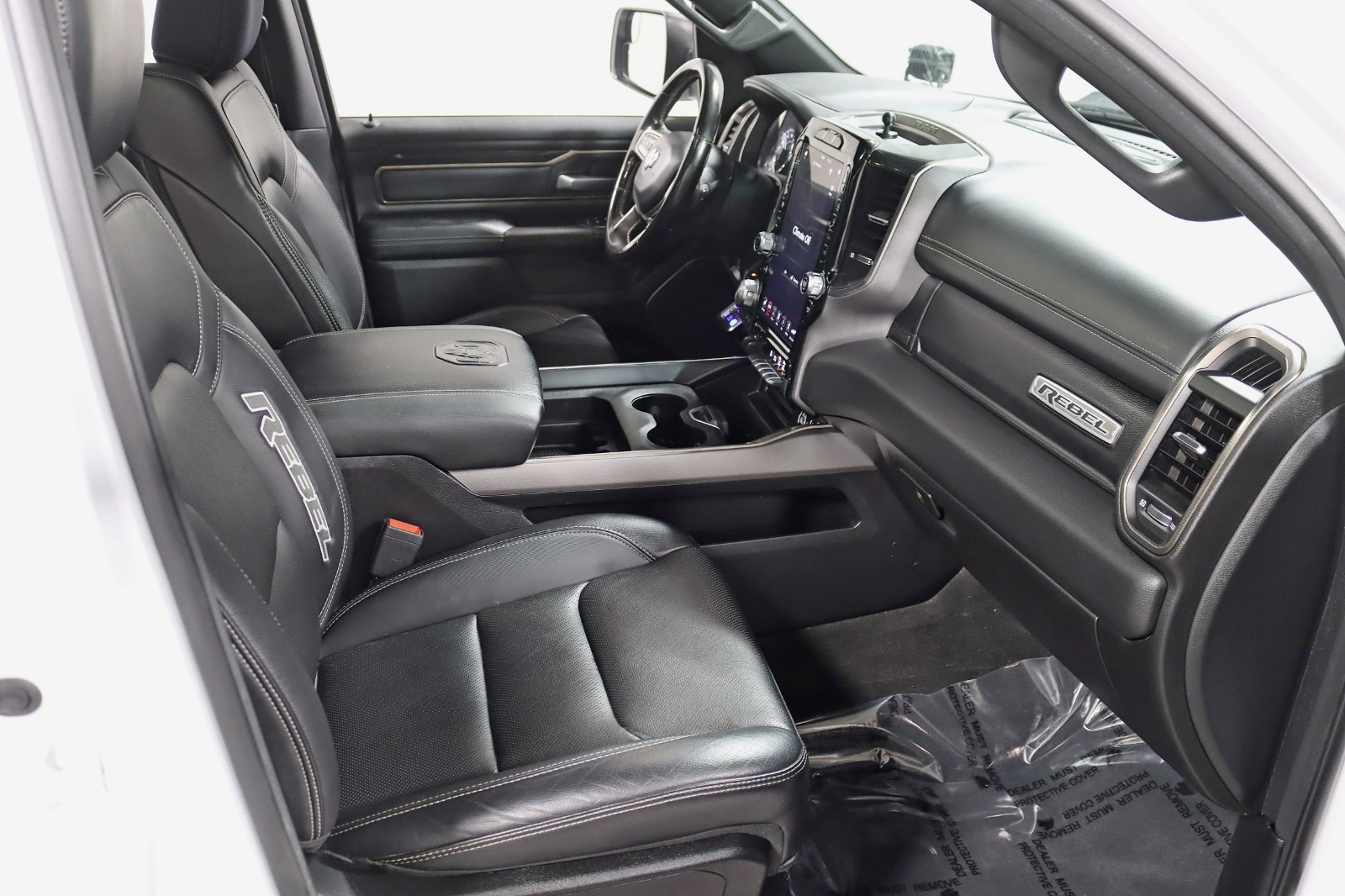 2021 RAM 1500 - Image 34