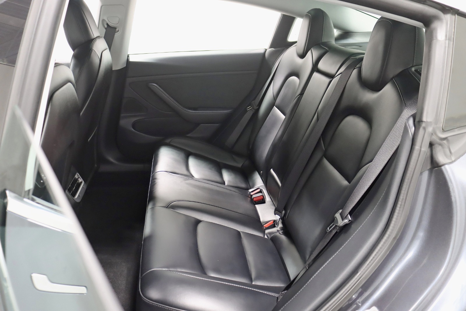 2020 TESLA MODEL 3 - Image 28