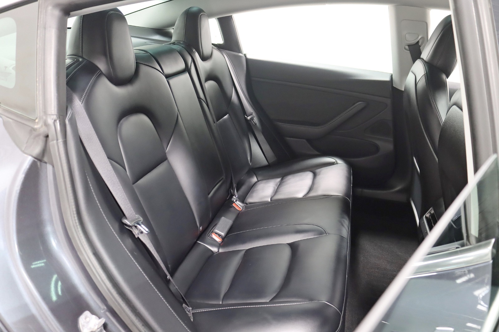 2020 TESLA MODEL 3 - Image 29