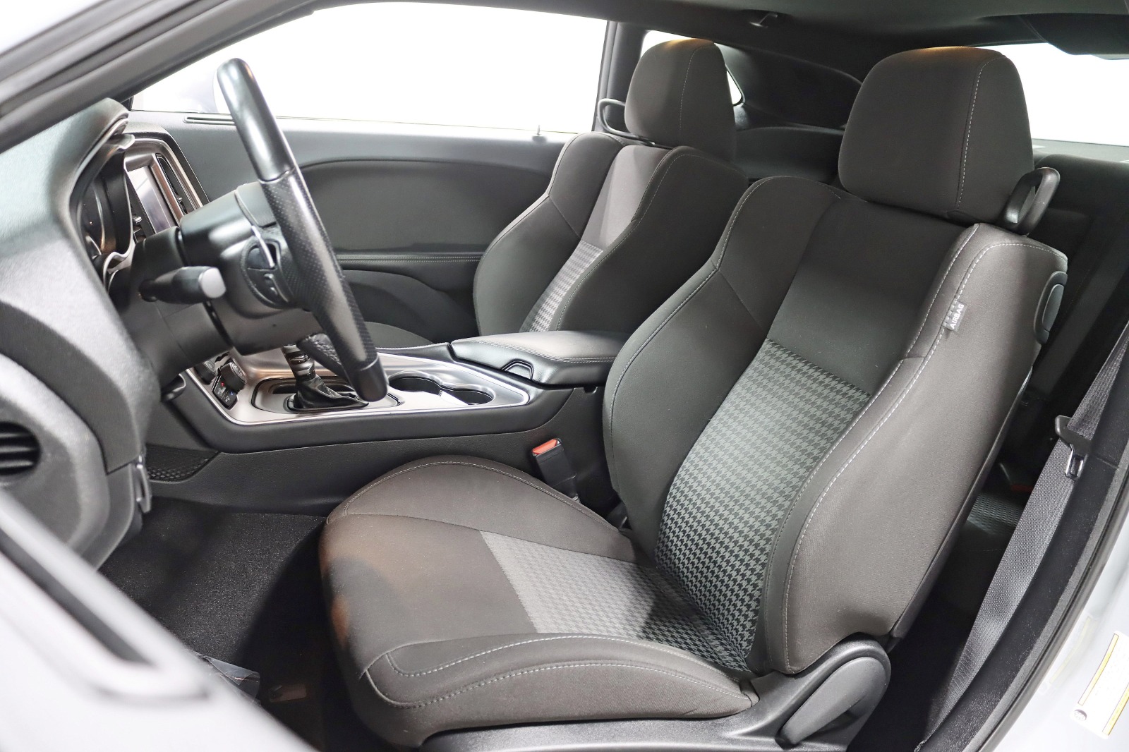 2021 DODGE CHALLENGER - Image 26