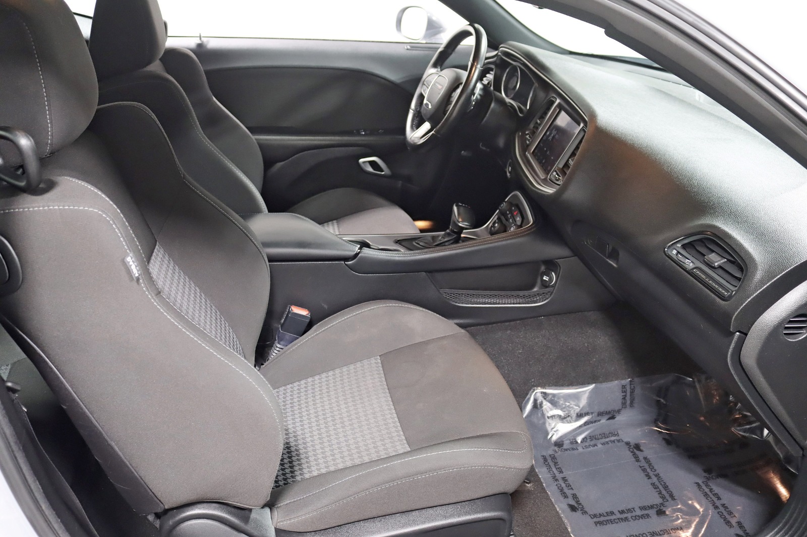 2021 DODGE CHALLENGER - Image 30