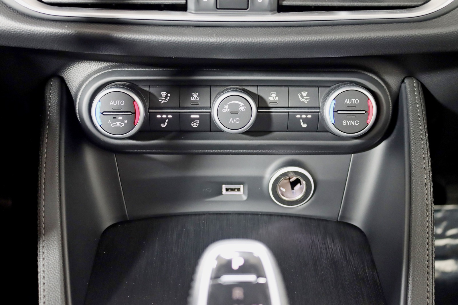 2020 ALFA ROMEO STELVIO - Image 23