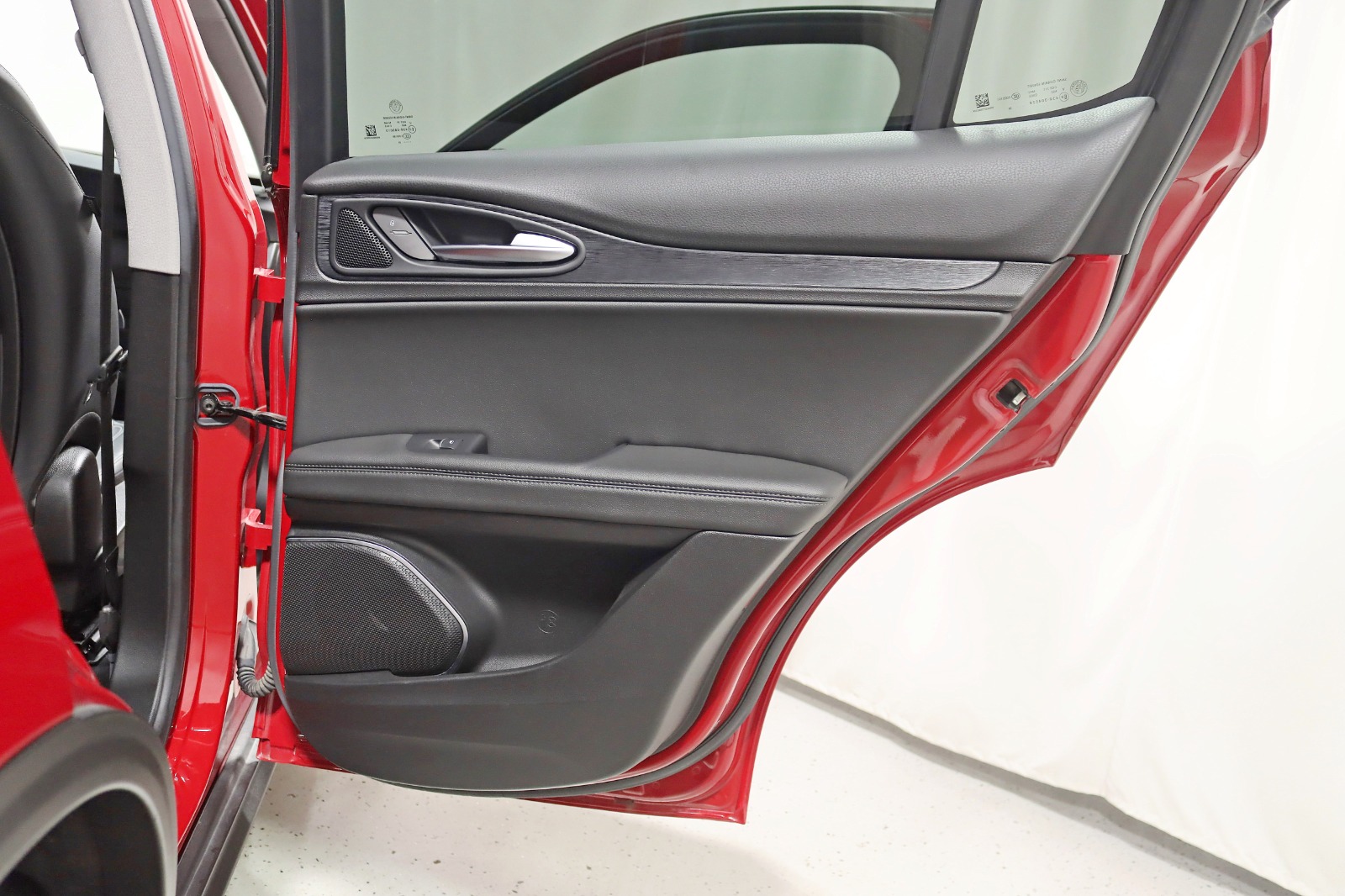 2020 ALFA ROMEO STELVIO - Image 33