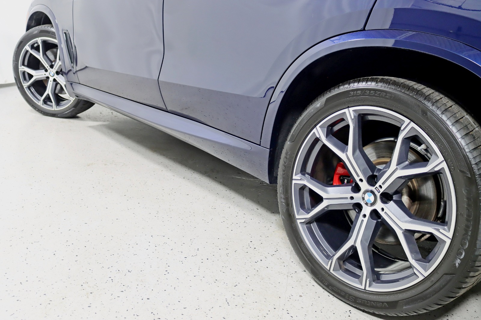 2022 BMW X5 - Image 13