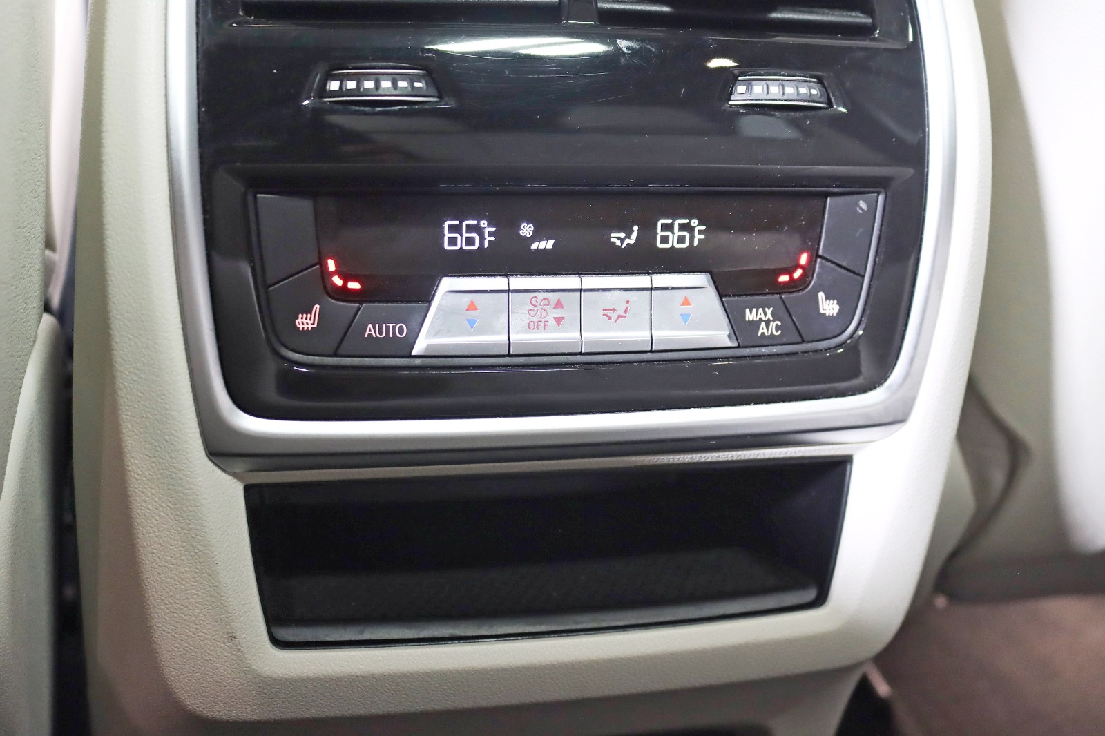 2022 BMW X5 - Image 33