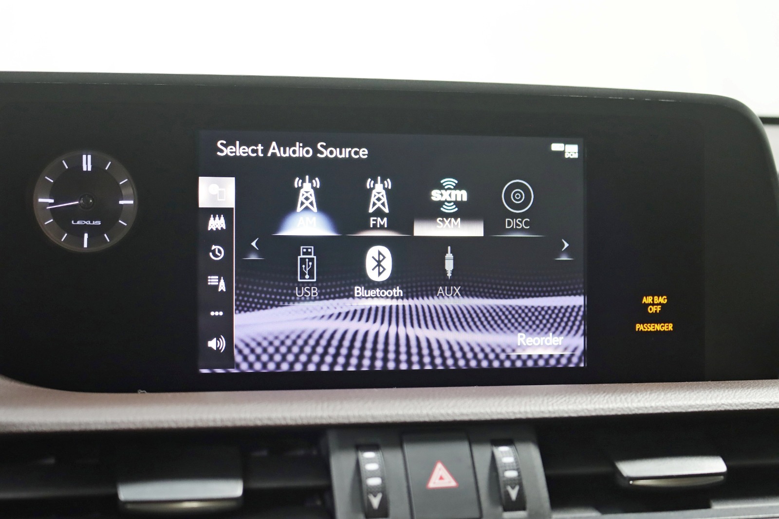 2021 LEXUS ES - Image 21