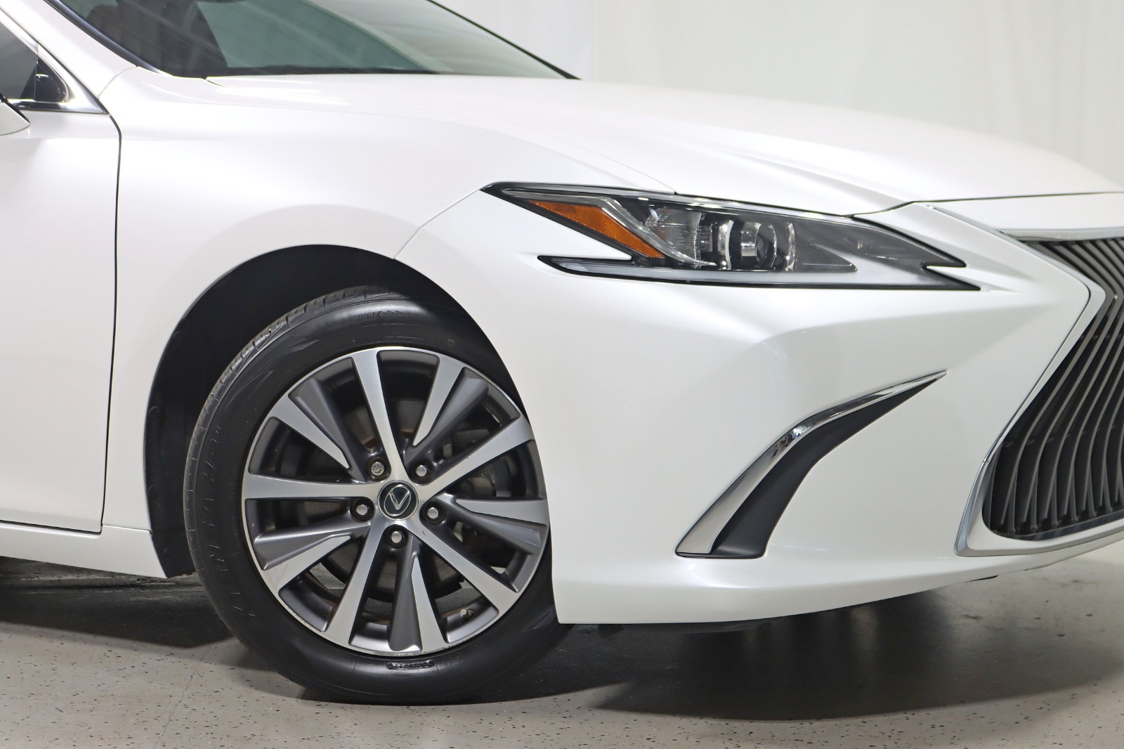 2021 LEXUS ES - Image 6