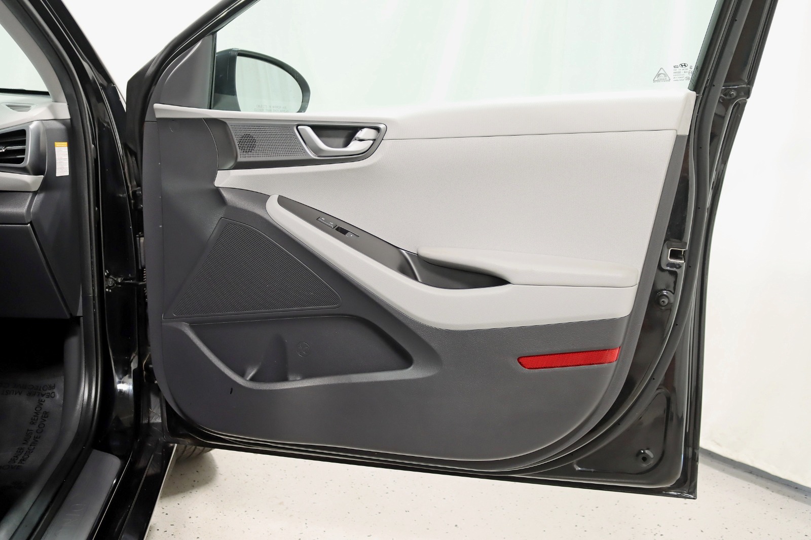 2020 HYUNDAI IONIQ - Image 28