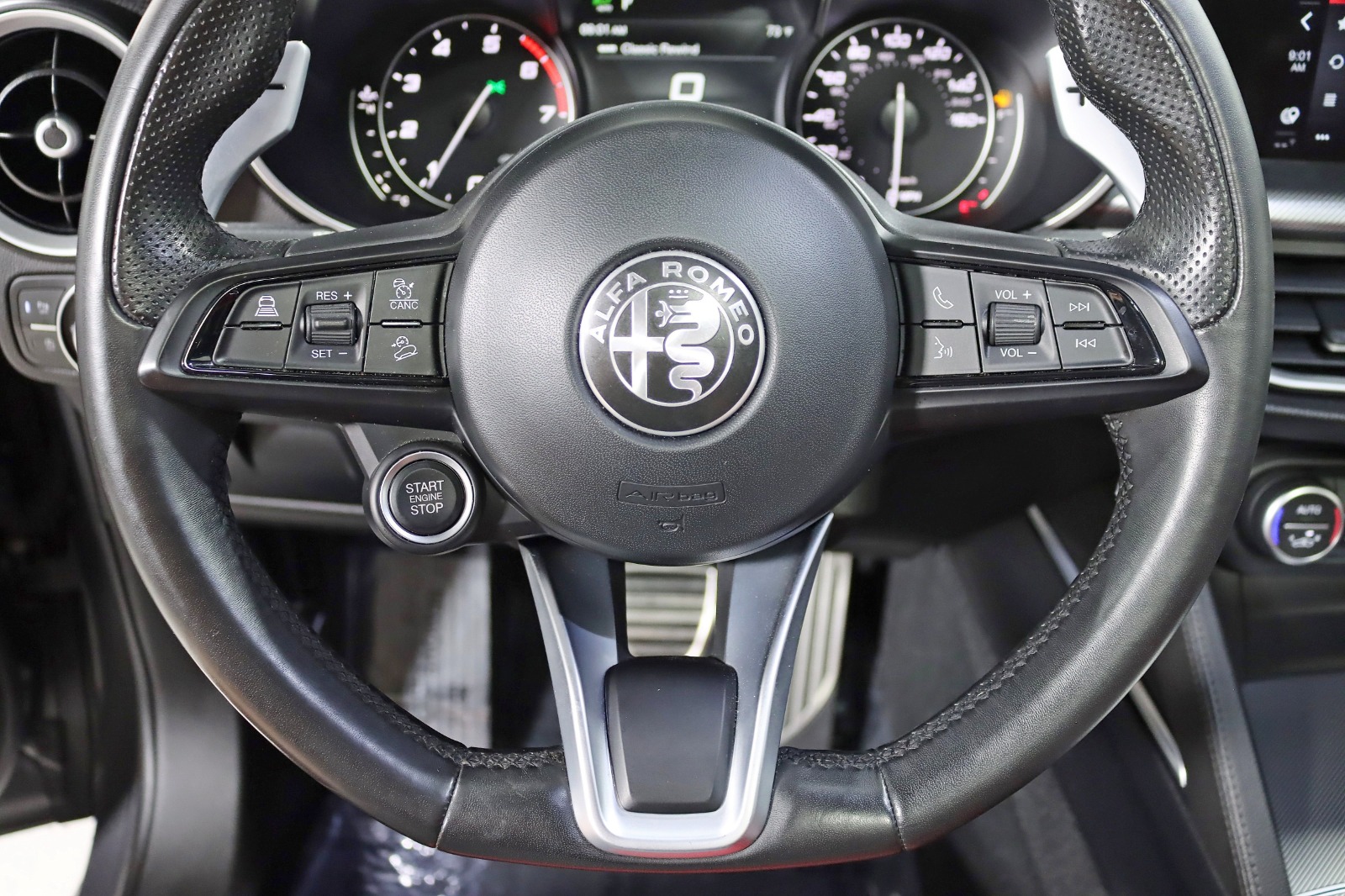 2022 ALFA ROMEO STELVIO - Image 16