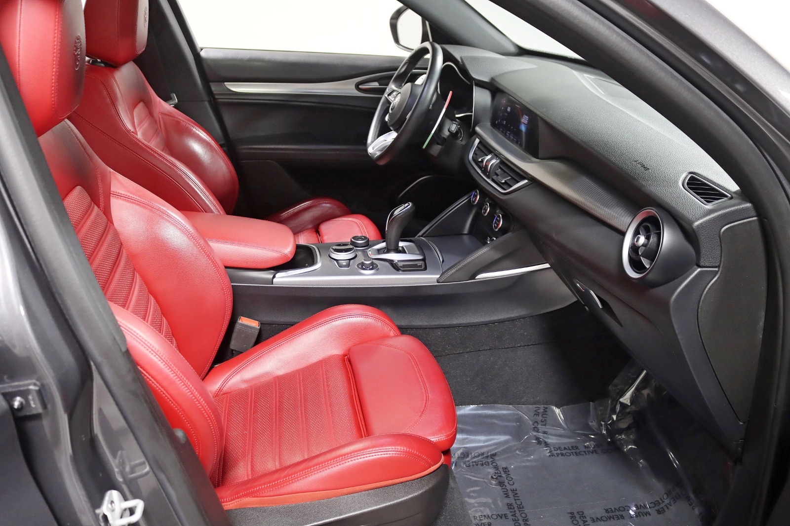 2022 ALFA ROMEO STELVIO - Image 31