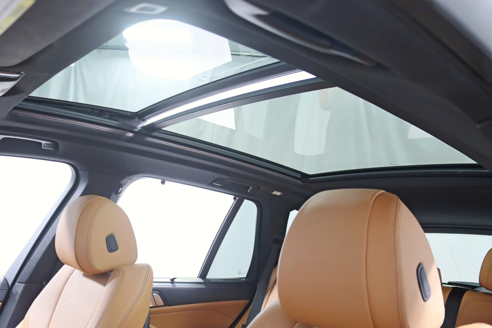 2022 BMW X5 - Image 35