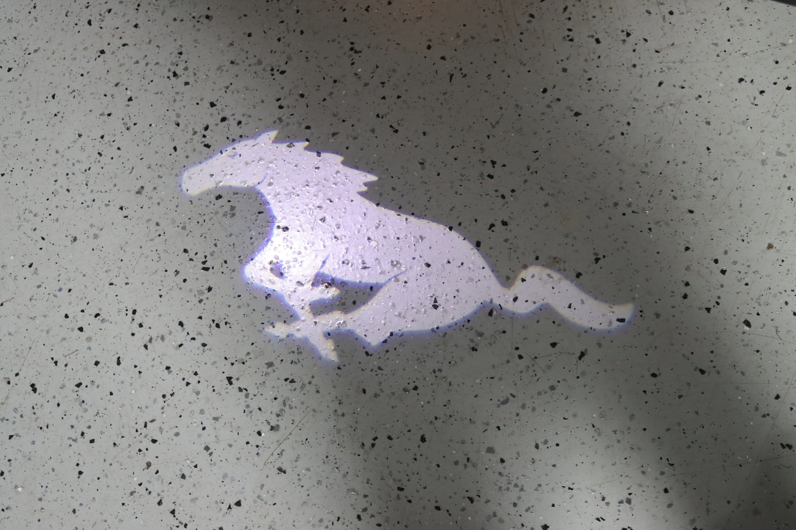 2023 FORD MUSTANG - Image 32