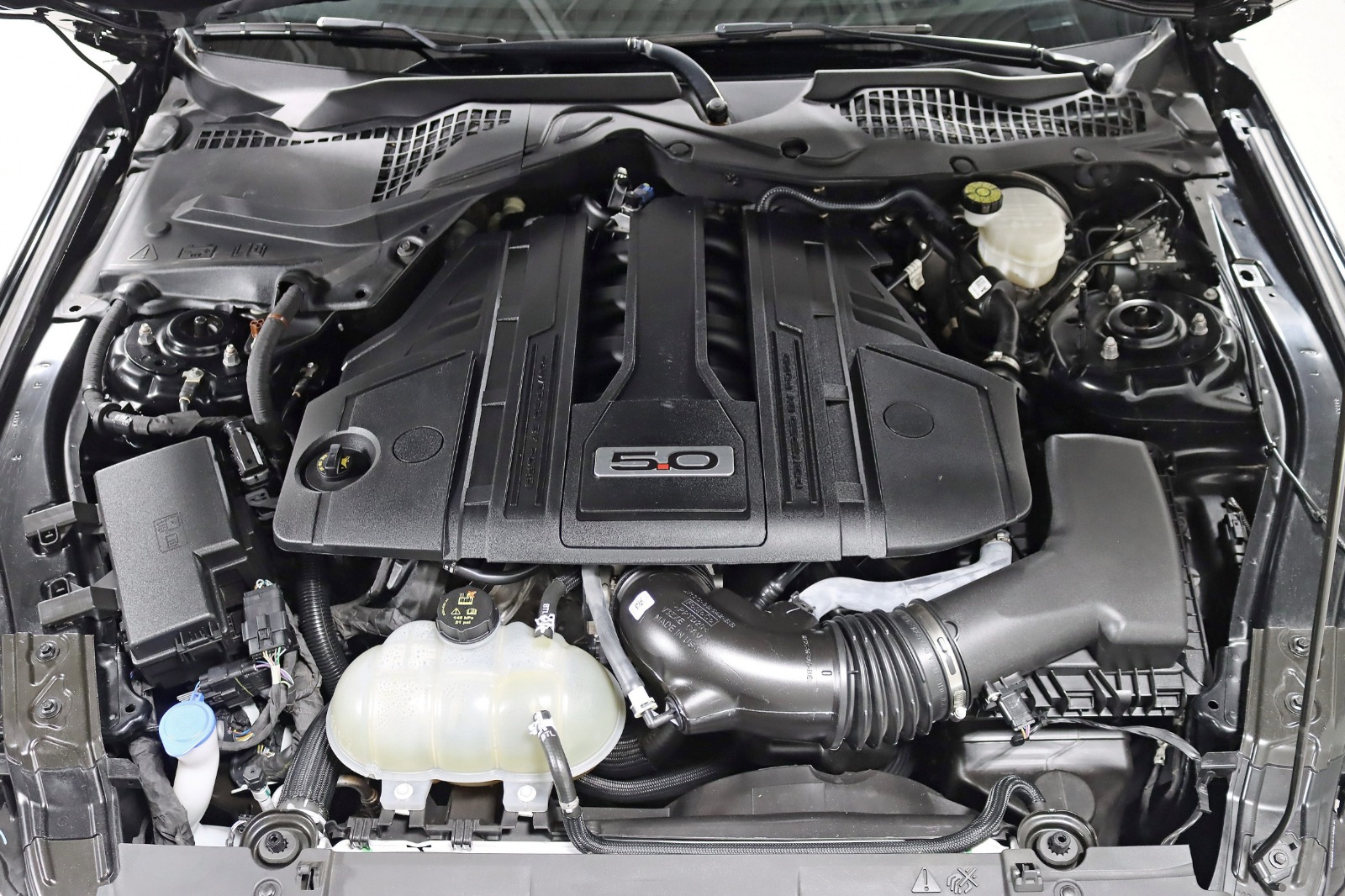 2023 FORD MUSTANG - Image 35