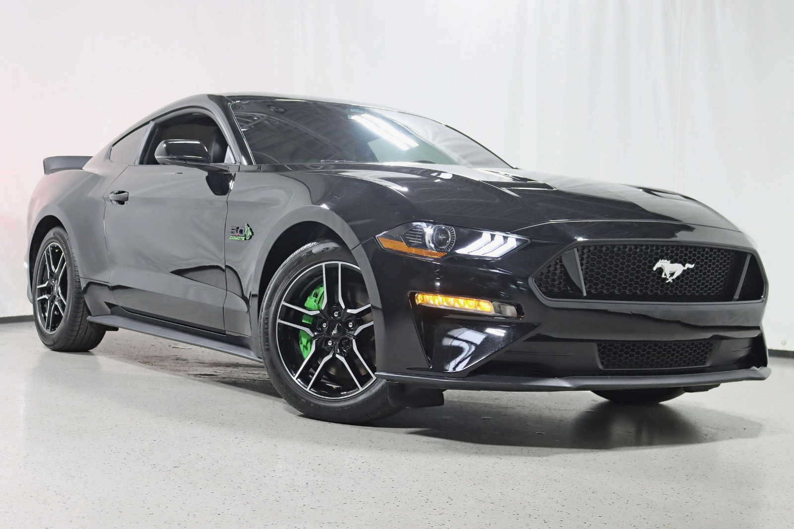 2023 FORD MUSTANG - Image 8