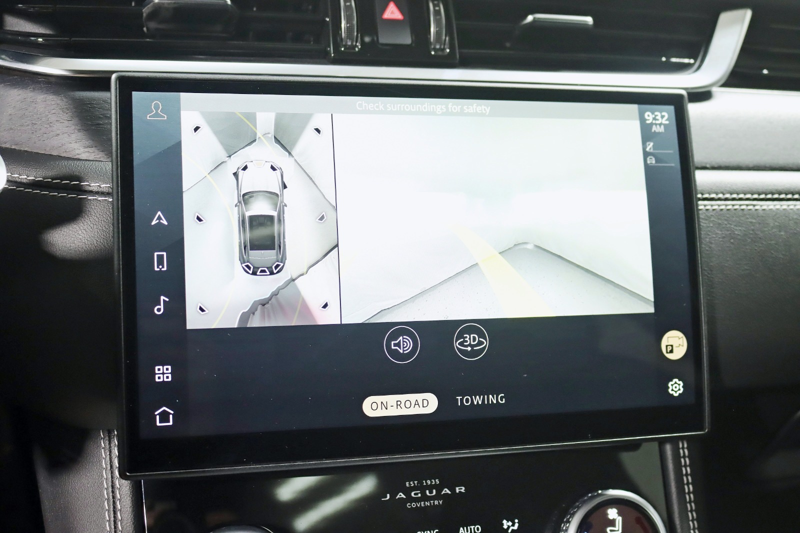 2025 JAGUAR F-PACE - Image 21