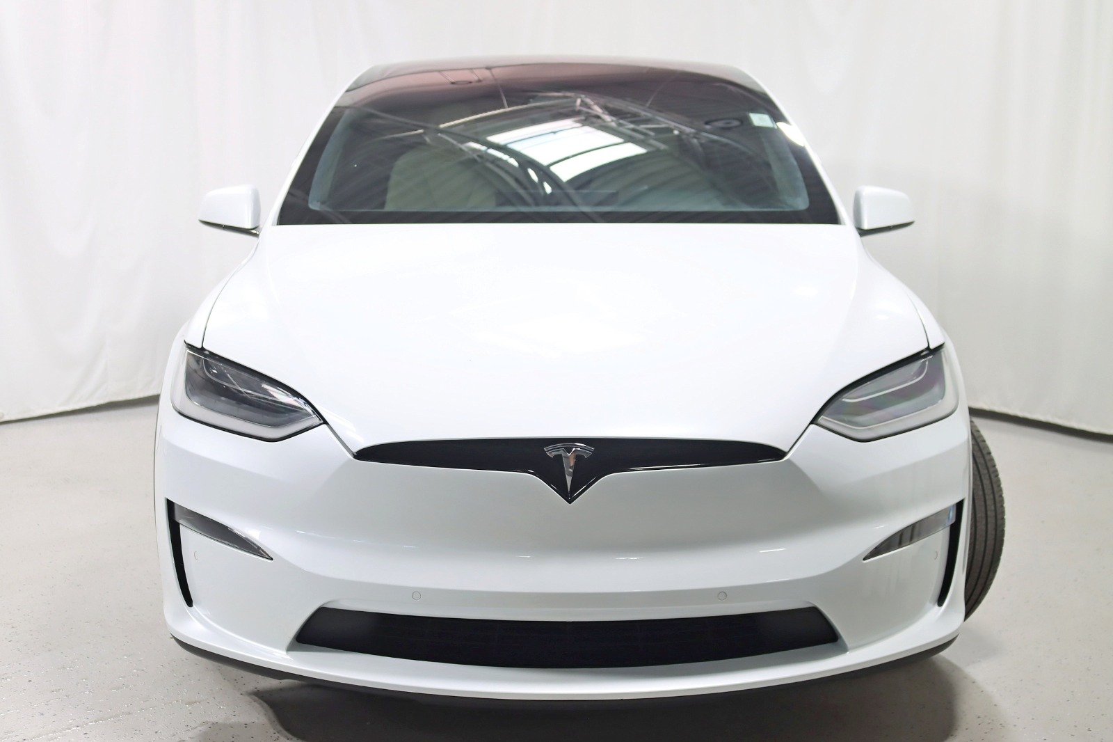 2023 TESLA MODEL X - Image 11