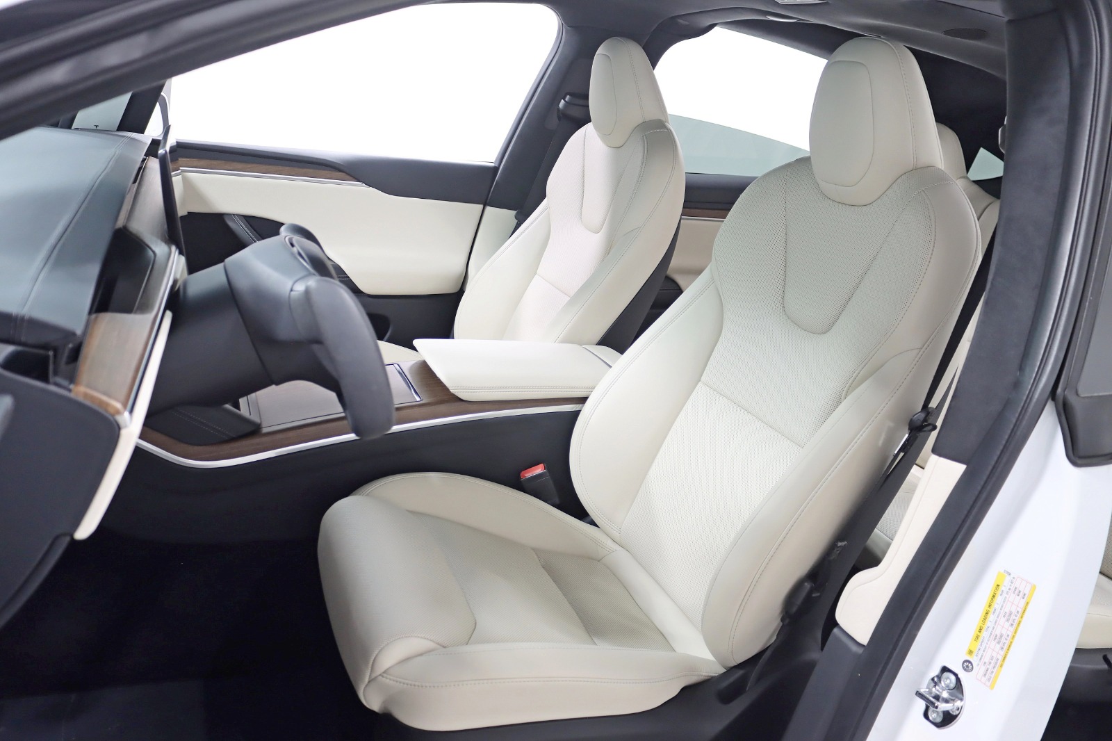 2023 TESLA MODEL X - Image 32