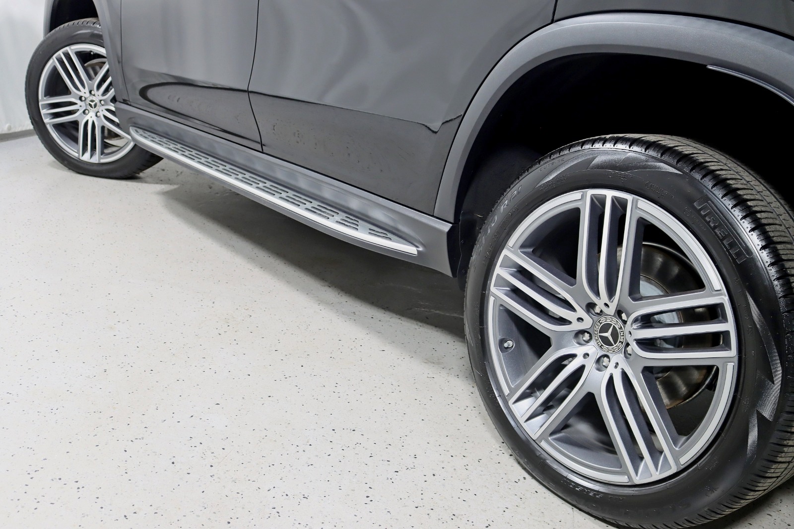 2023 MERCEDES-BENZ GLS-CLASS - Image 13