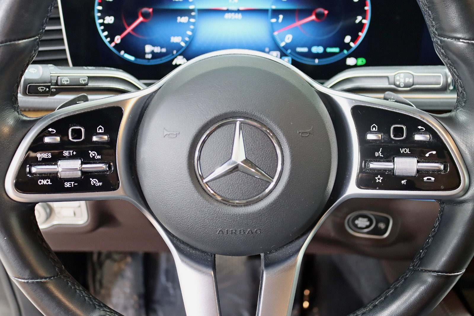 2023 MERCEDES-BENZ GLS-CLASS - Image 17