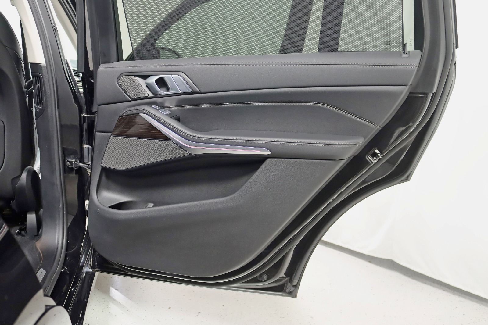 2020 BMW X7 - Image 42