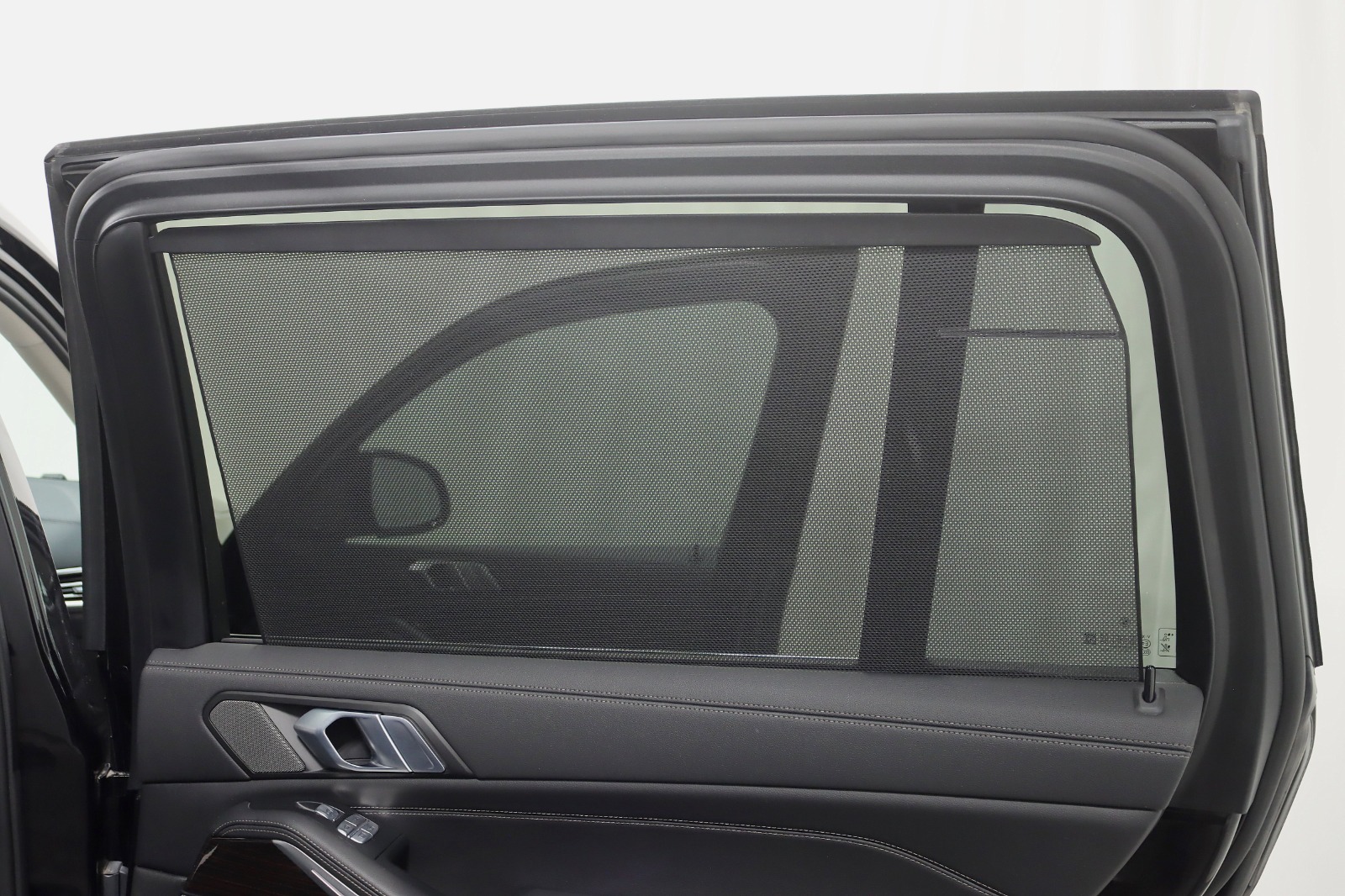 2020 BMW X7 - Image 43