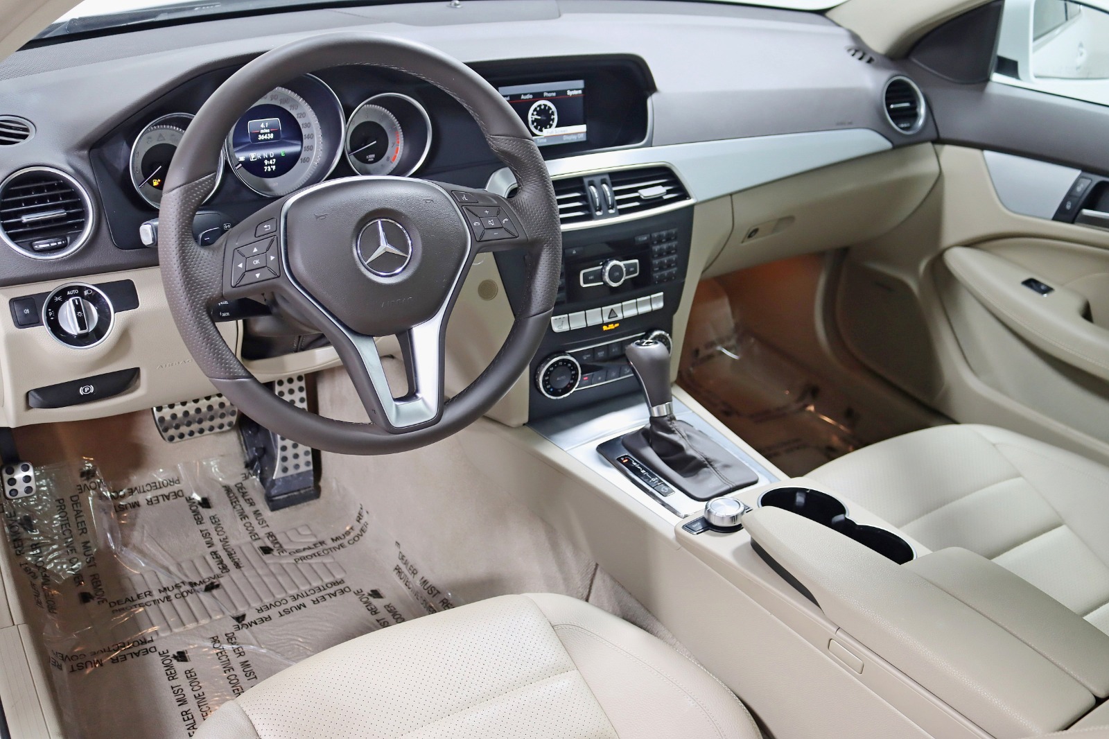 2013 MERCEDES-BENZ C-CLASS - Image 15