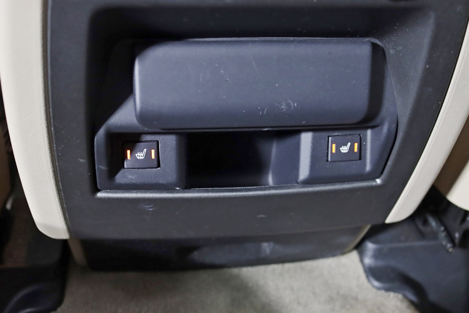 2016 LAND ROVER LR4 - Image 26