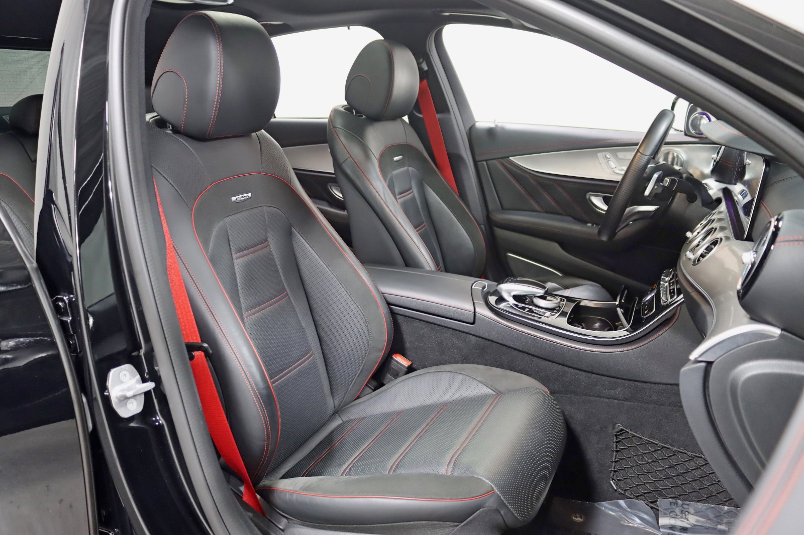 2018 MERCEDES-BENZ E-CLASS - Image 33