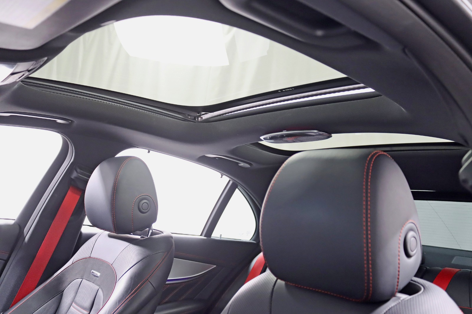 2018 MERCEDES-BENZ E-CLASS - Image 36