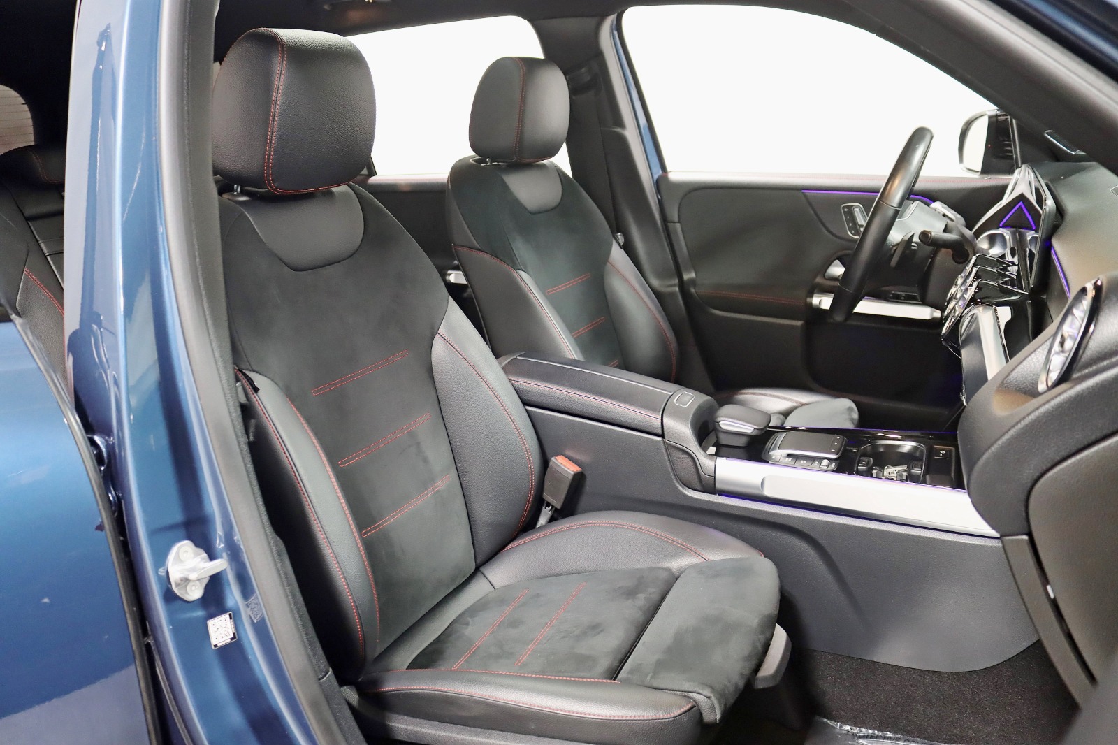 2021 MERCEDES-BENZ GLB-CLASS - Image 34