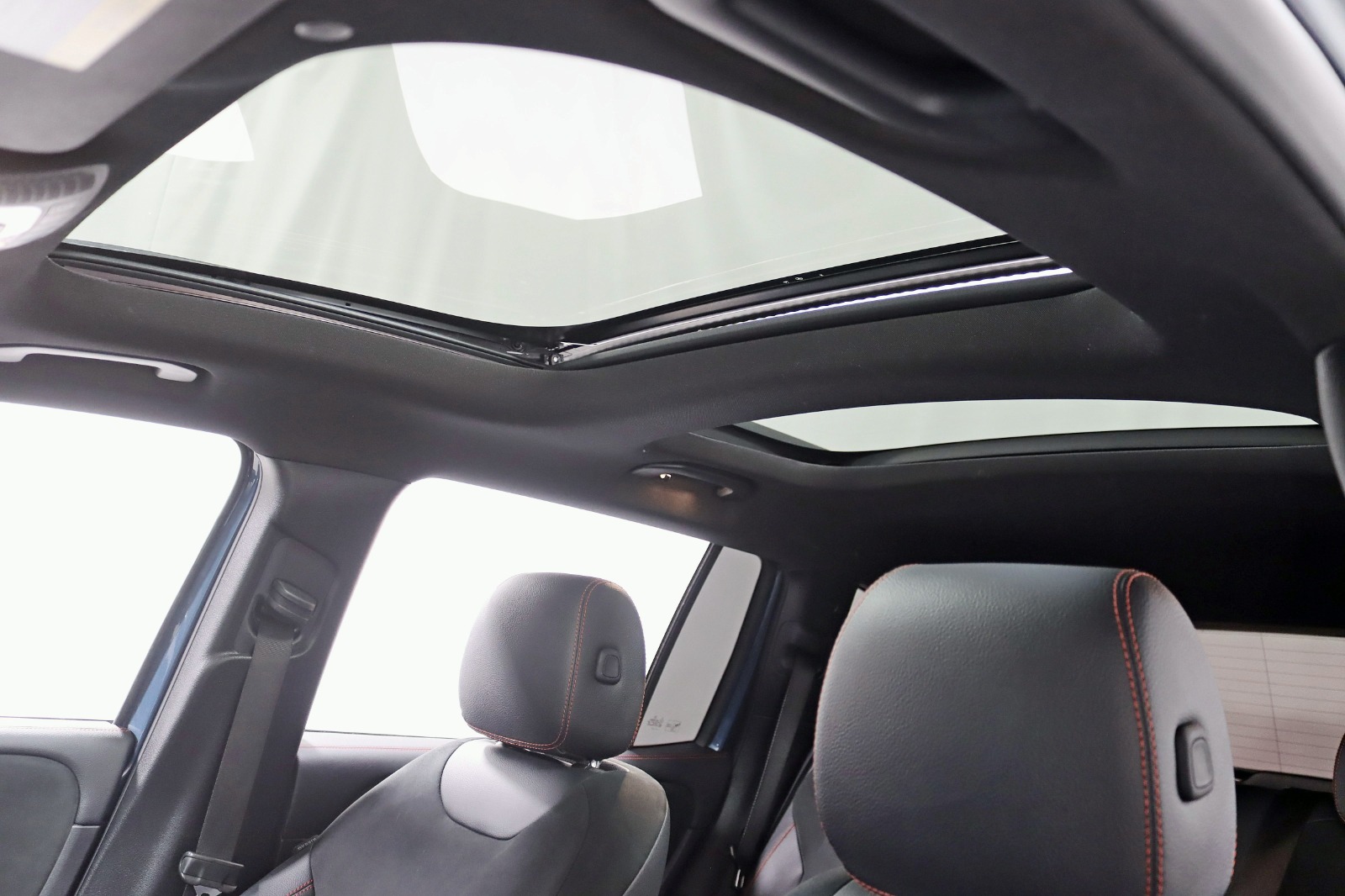 2021 MERCEDES-BENZ GLB-CLASS - Image 37