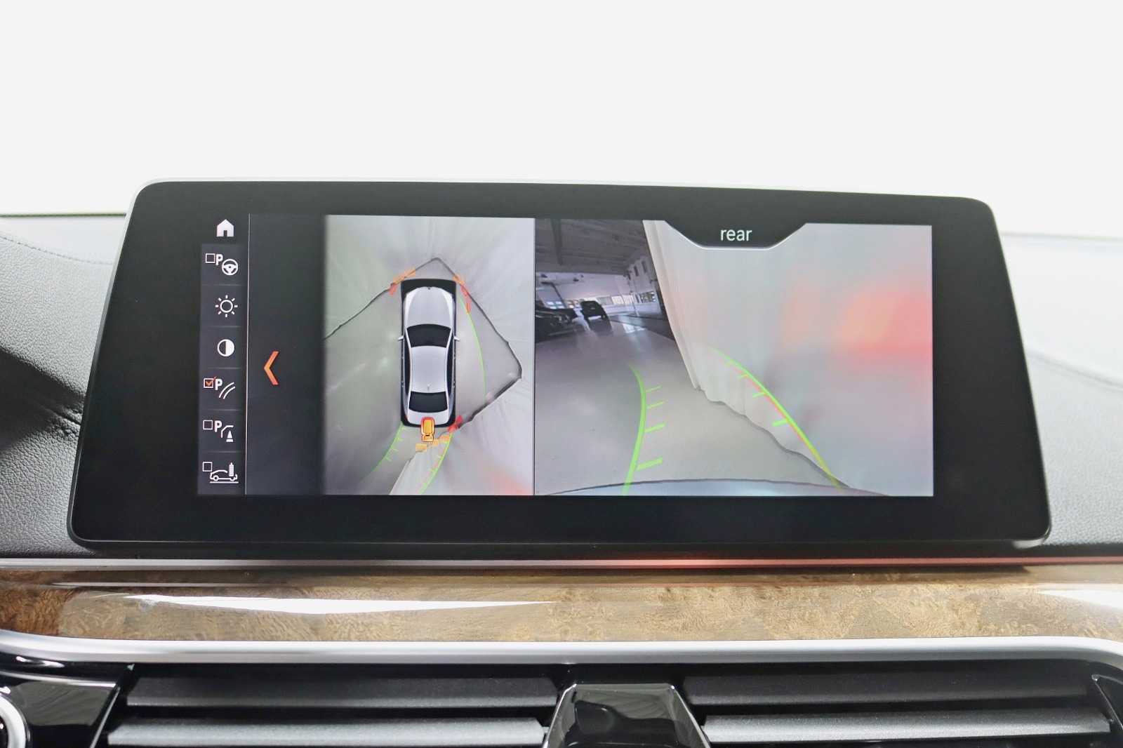 2019 BMW M550I - Image 21