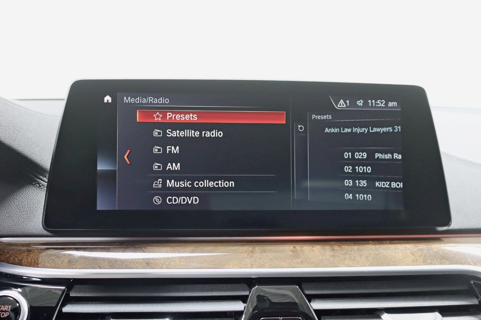 2019 BMW M550I - Image 24