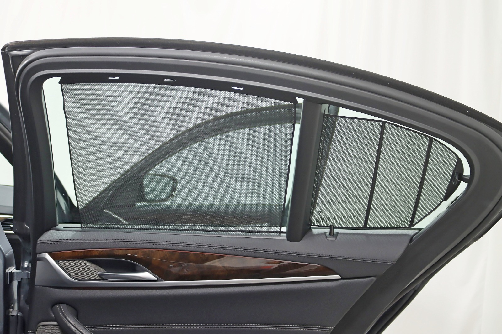 2019 BMW M550I - Image 43