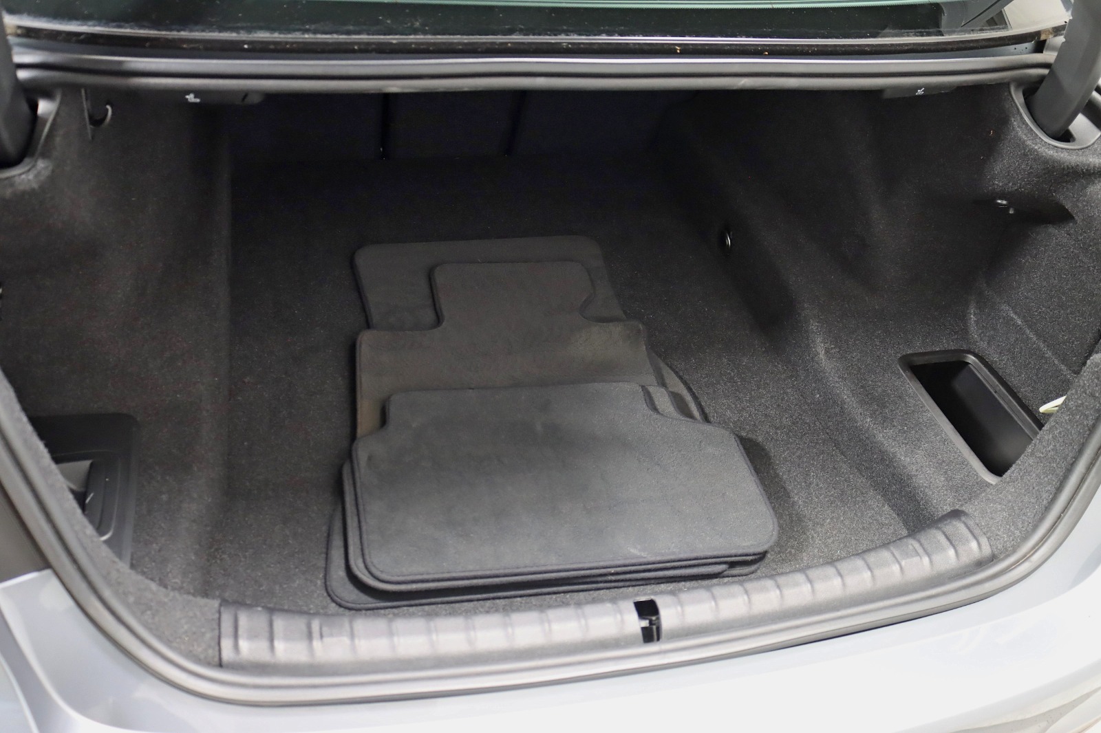 2019 BMW M550I - Image 44