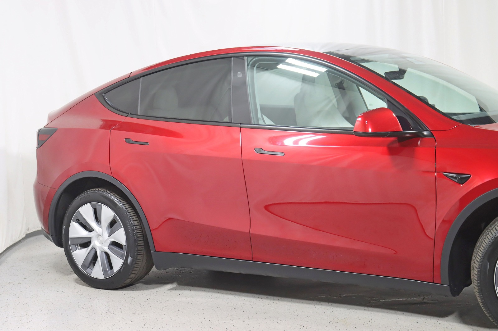 2024 TESLA MODEL Y - Image 4