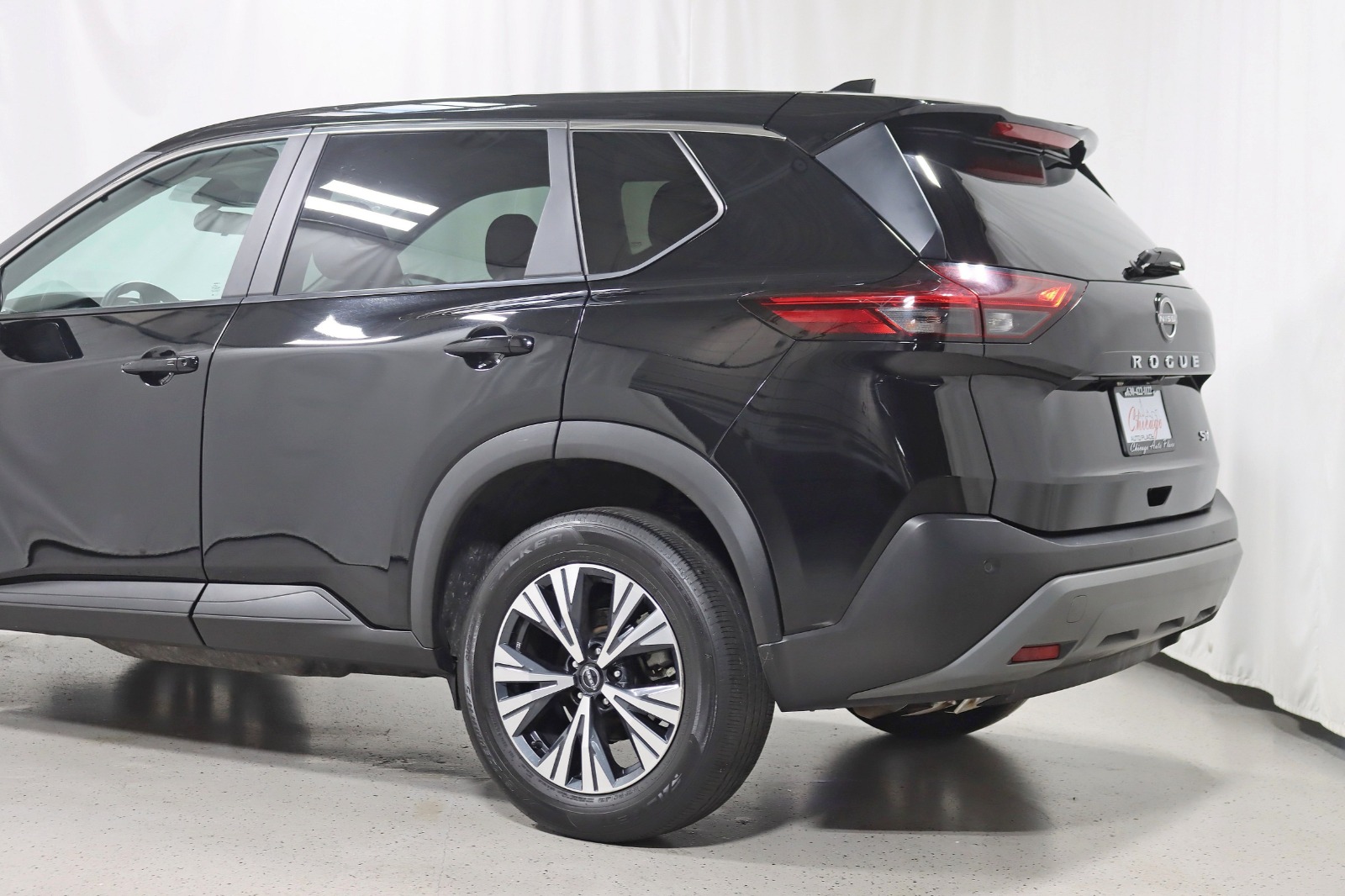 2023 NISSAN ROGUE - Image 11