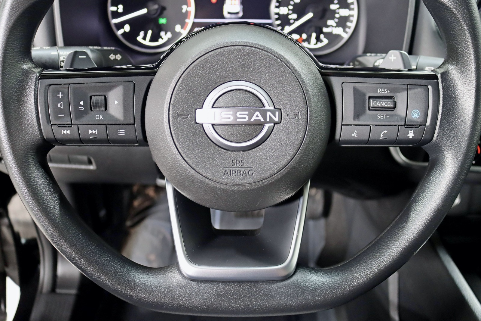 2023 NISSAN ROGUE - Image 16