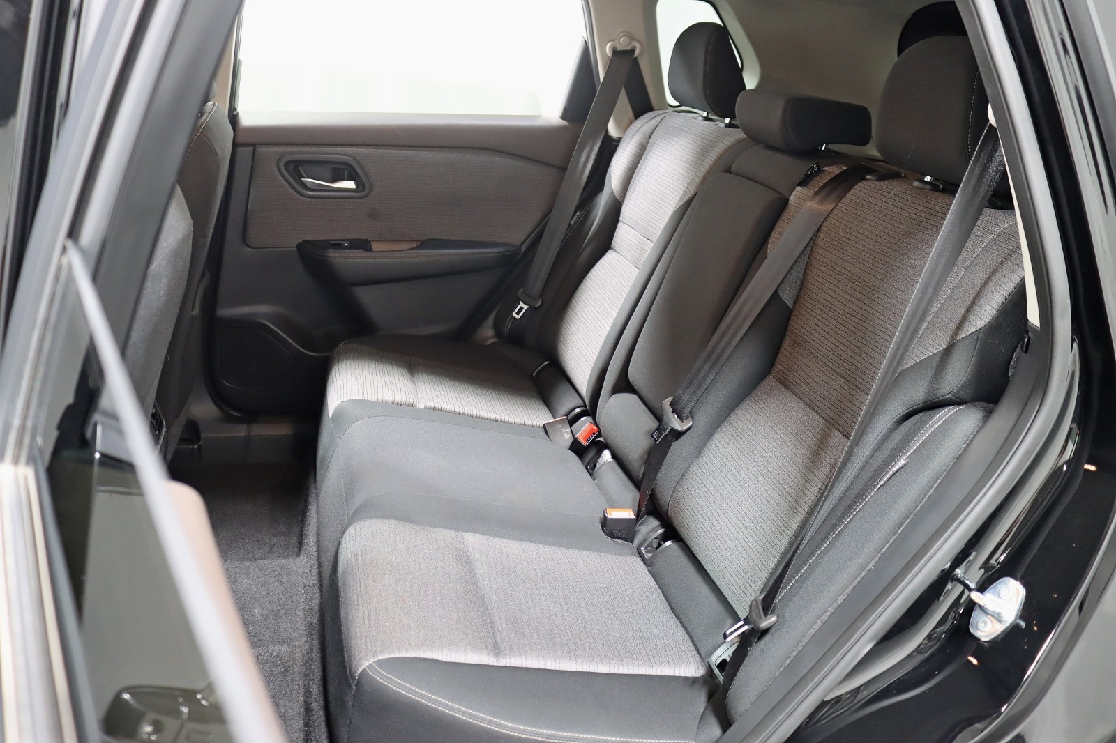 2023 NISSAN ROGUE - Image 24