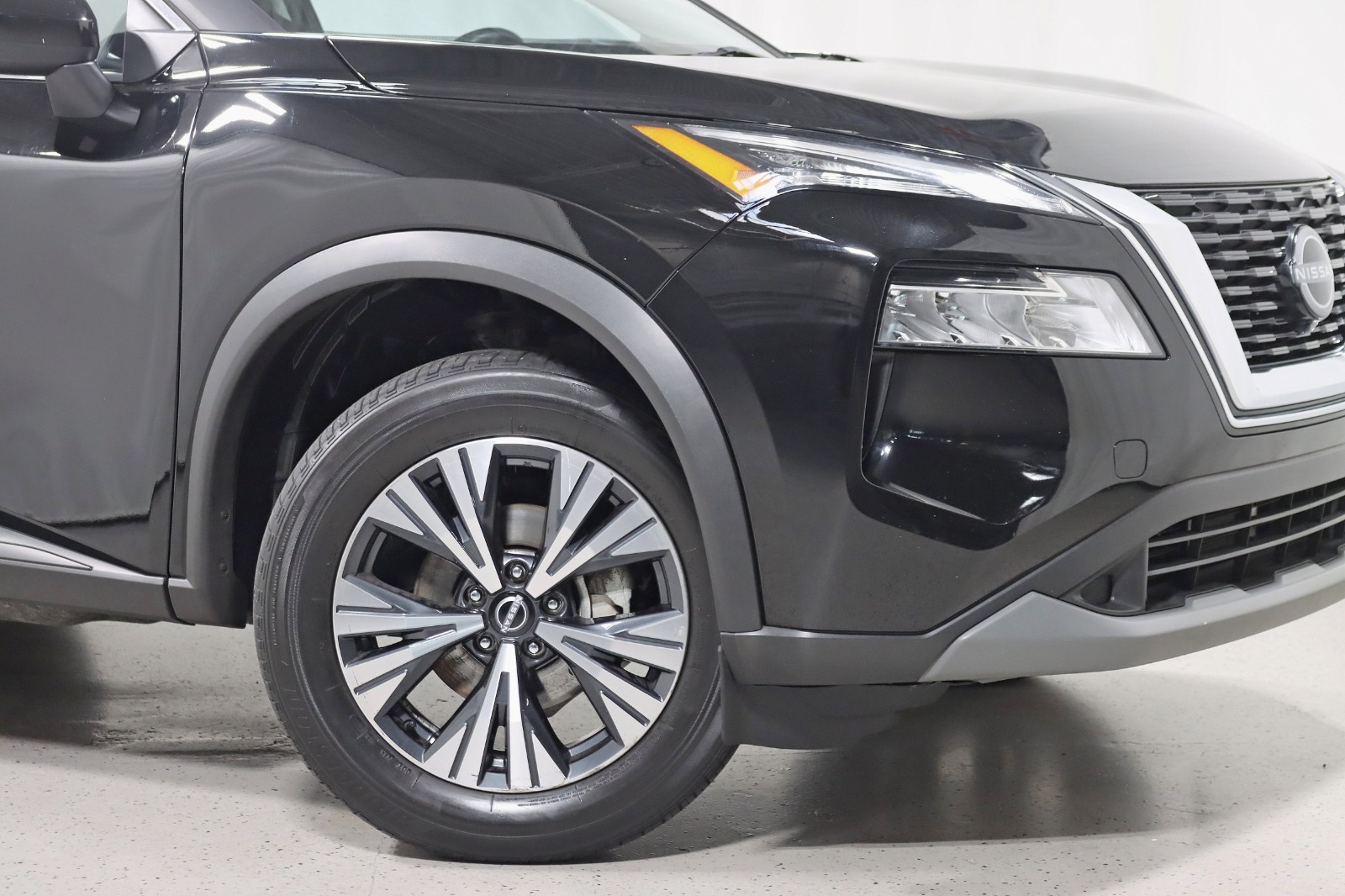 2023 NISSAN ROGUE - Image 6