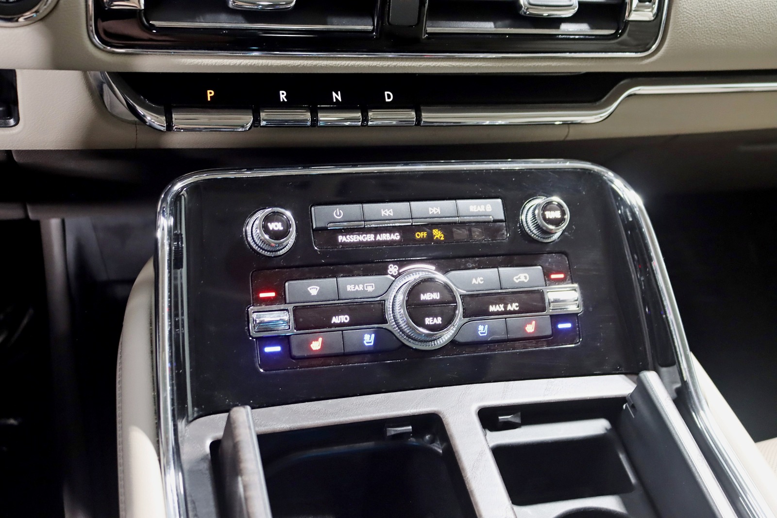 2022 LINCOLN NAVIGATOR L - Image 29