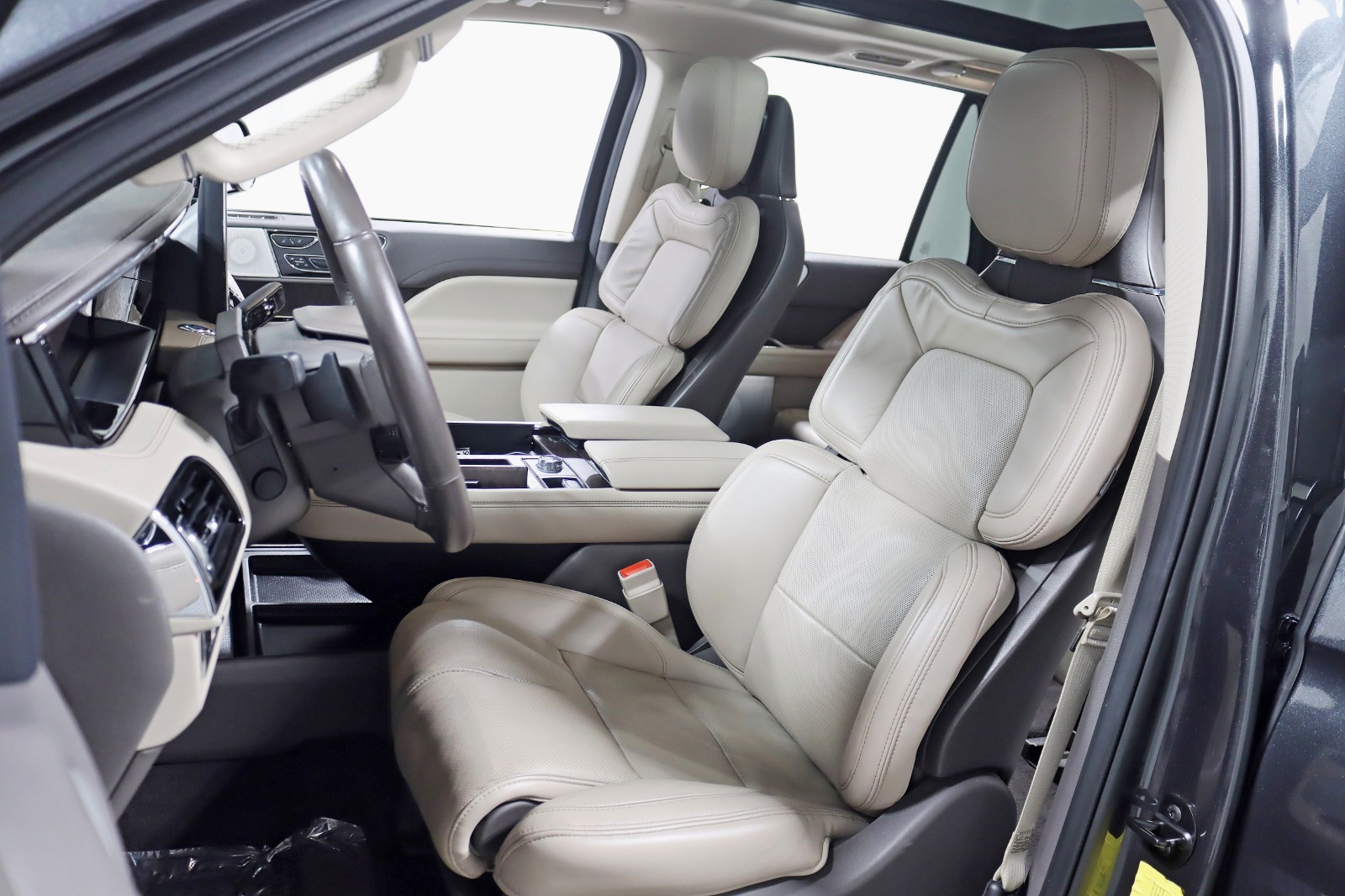 2022 LINCOLN NAVIGATOR L - Image 33